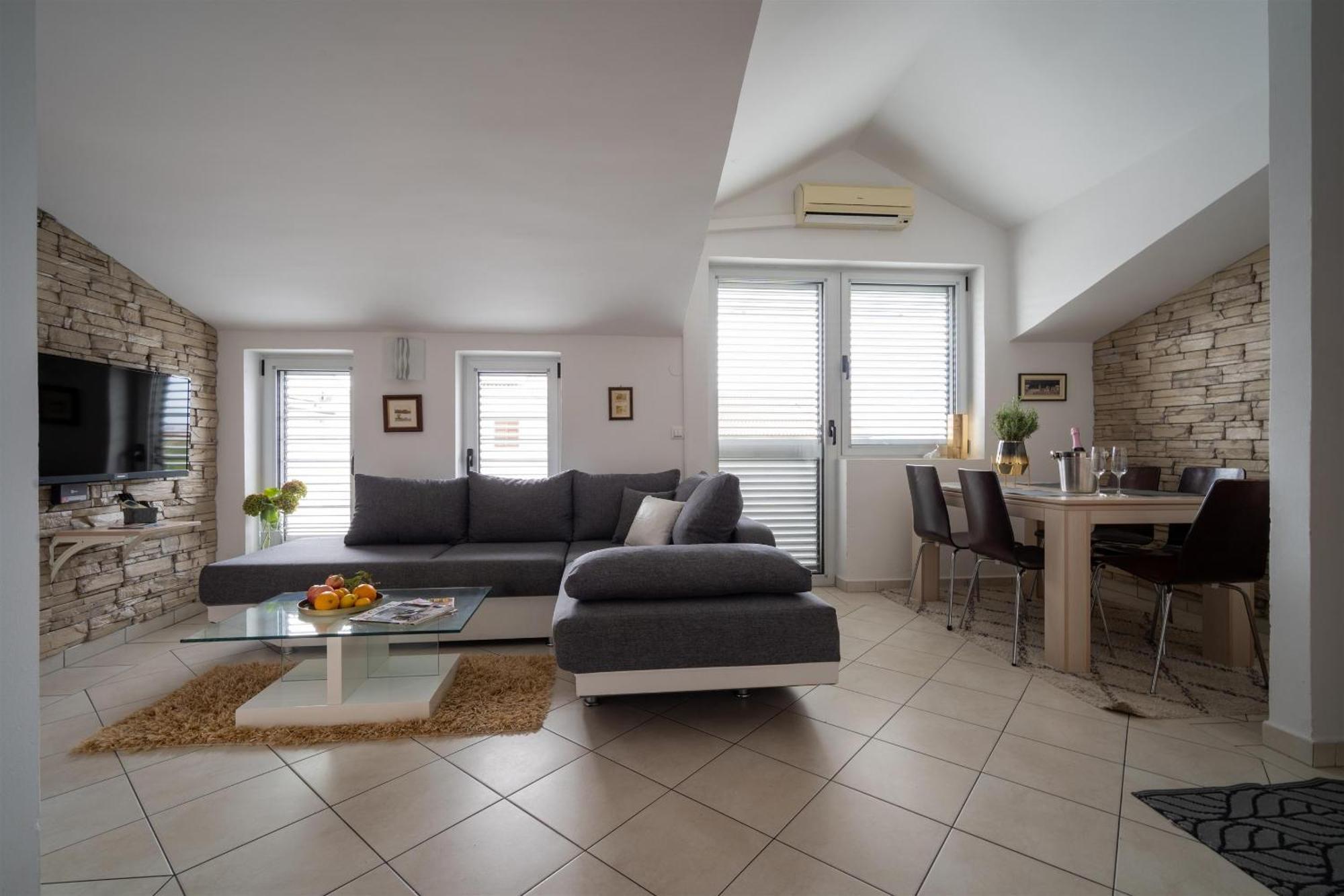 Apartments Valbruna Ρόβινι Εξωτερικό φωτογραφία