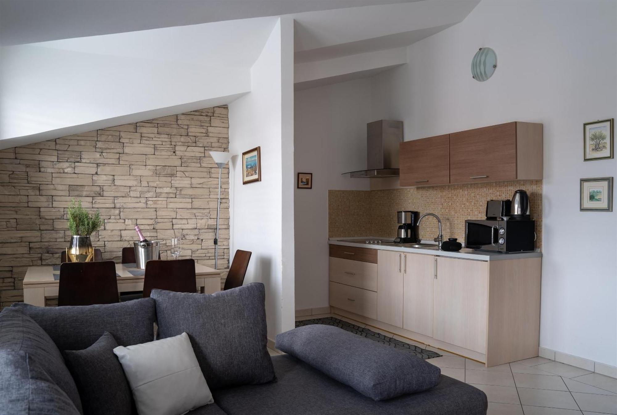 Apartments Valbruna Ρόβινι Εξωτερικό φωτογραφία